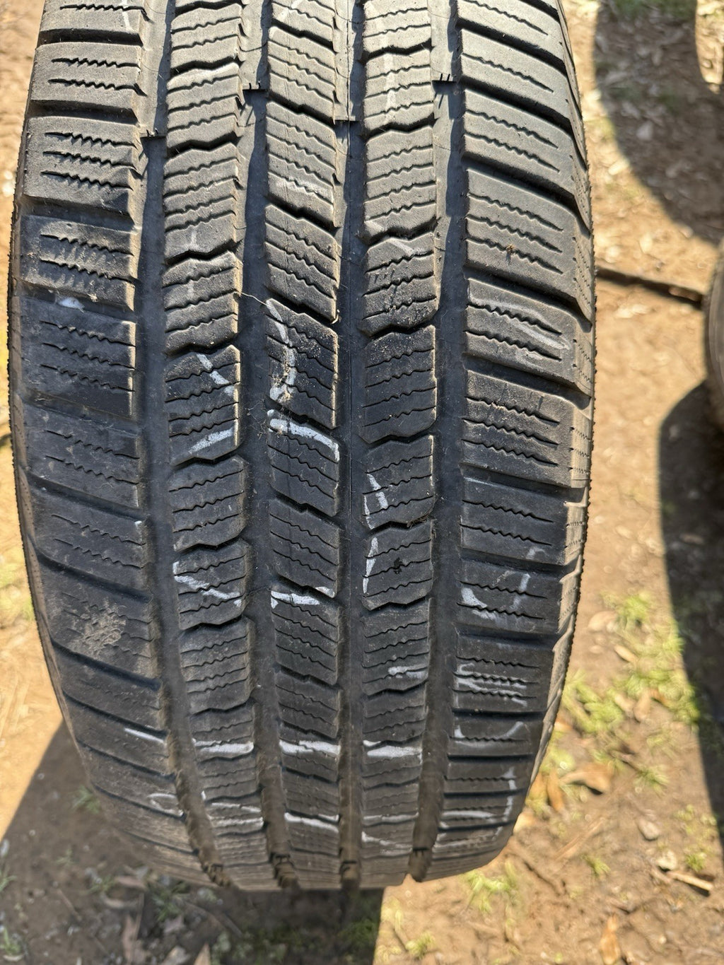 265/60R18 - Michelin Defender LTX MS
