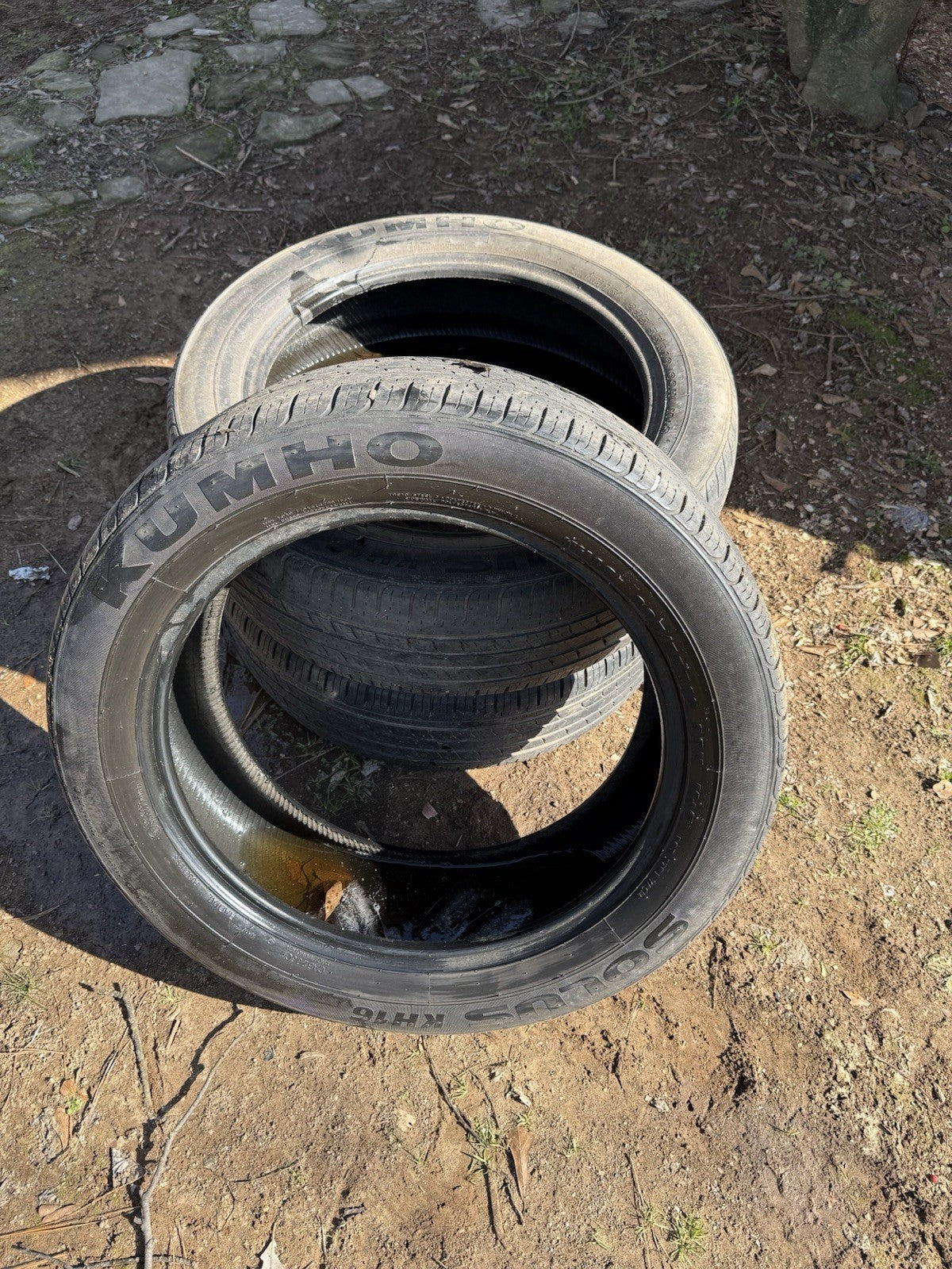 225/55R19 - Kumho Solus KH16 - Used